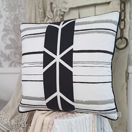 Monochrome Maze